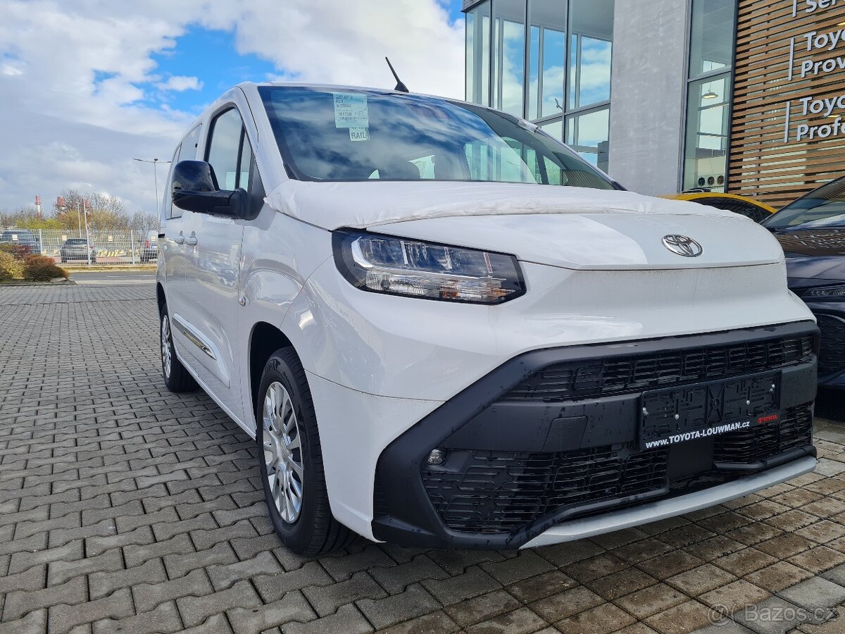 Toyota ProAce City Verso Long 7 míst - BEZ REGISTRŮ