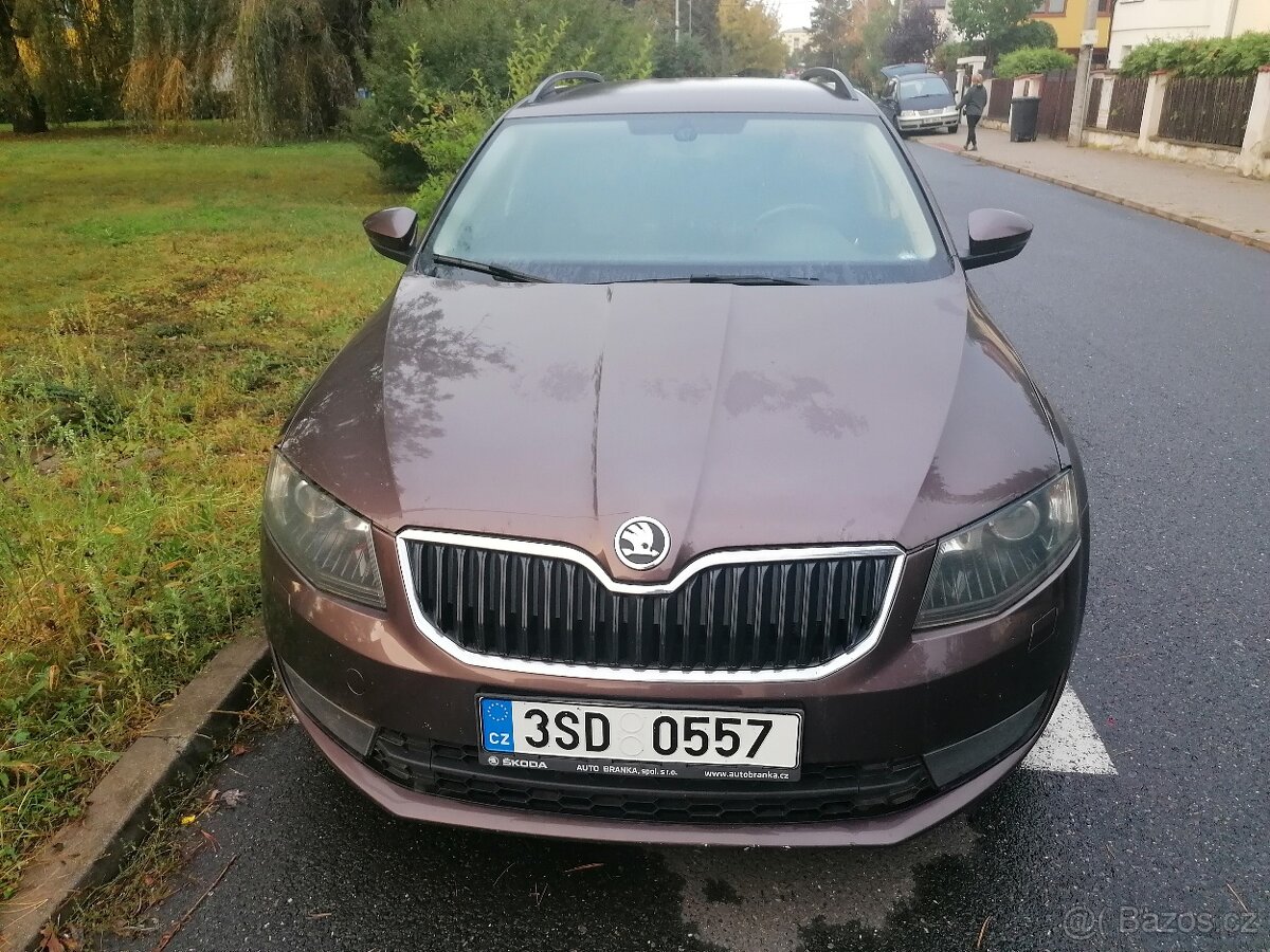 ŠKODA Octavia Combi III 2.TDI 110 KW-F1 TOP. STAV