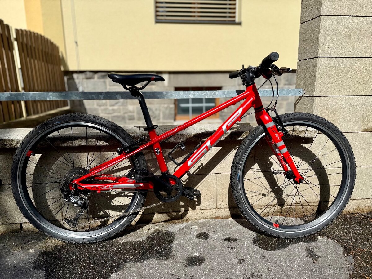 Superior FLY velikost 24” TOP STAV