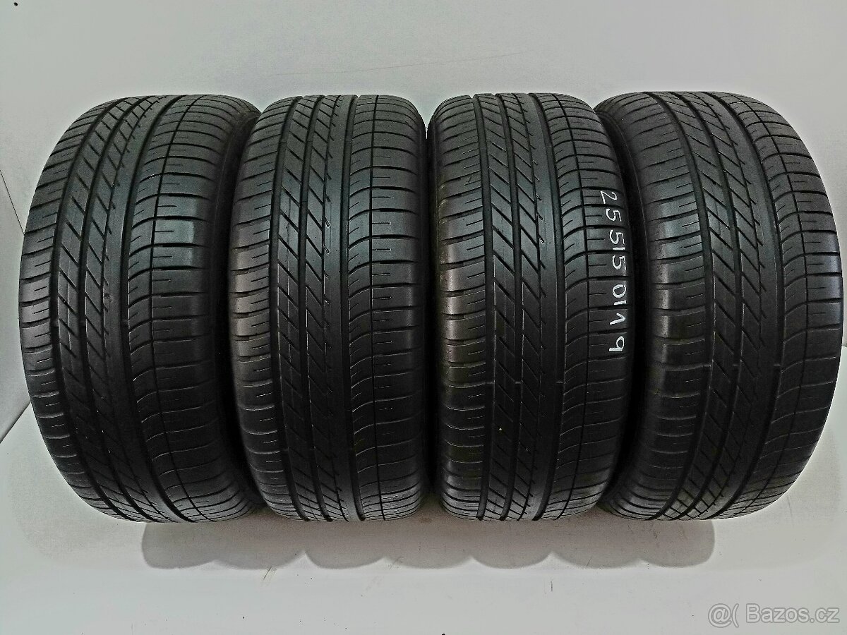 Letní pneu 255/50/19/GoodYear