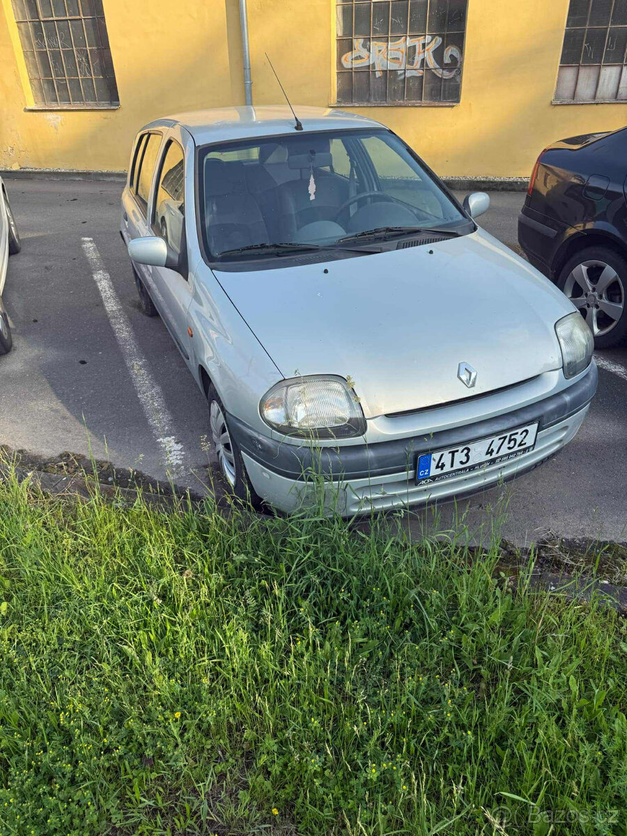 Clio 2 1.6 66kw automat