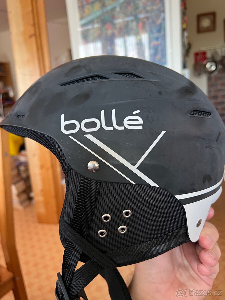 Lyžařská helma bollé B-FUN(T200) a brýle Aĺpina