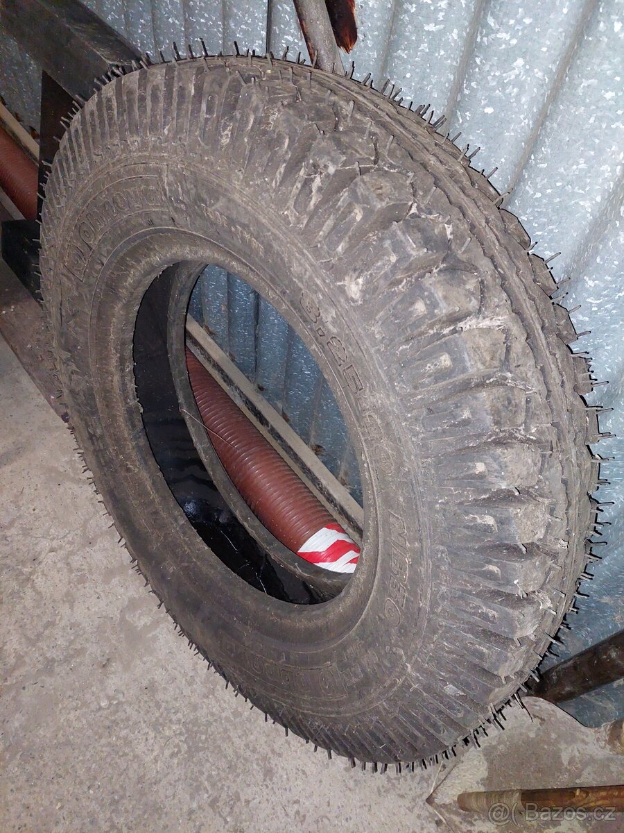 Pneu 8,25-20 NB30 14 PR