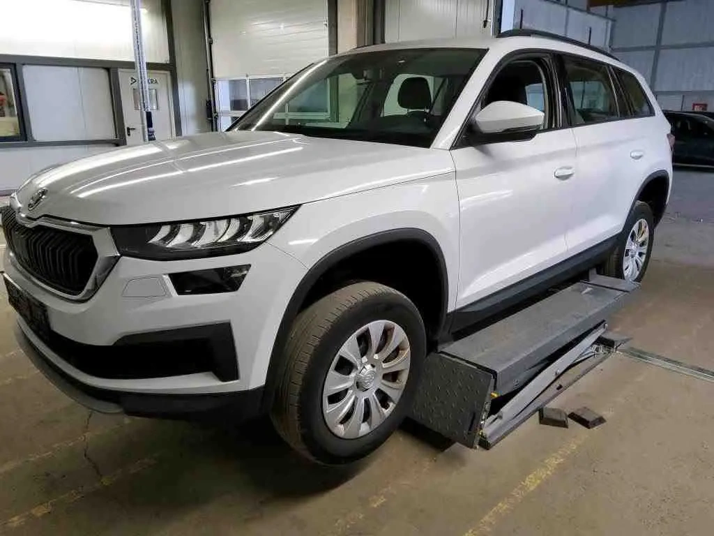 Škoda Kodiaq 2022 Active TDI 110kw DSG,senzory,LED,výhřev