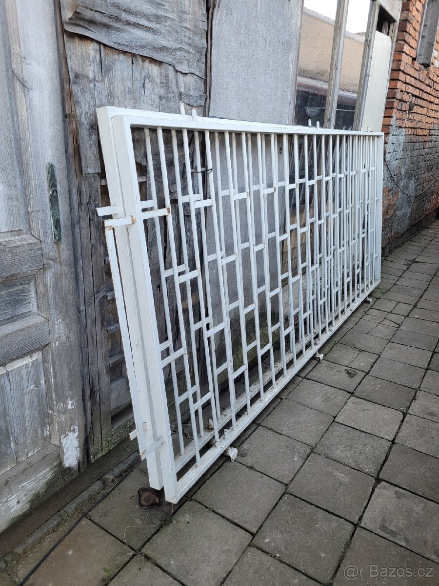 Mříže na balkón