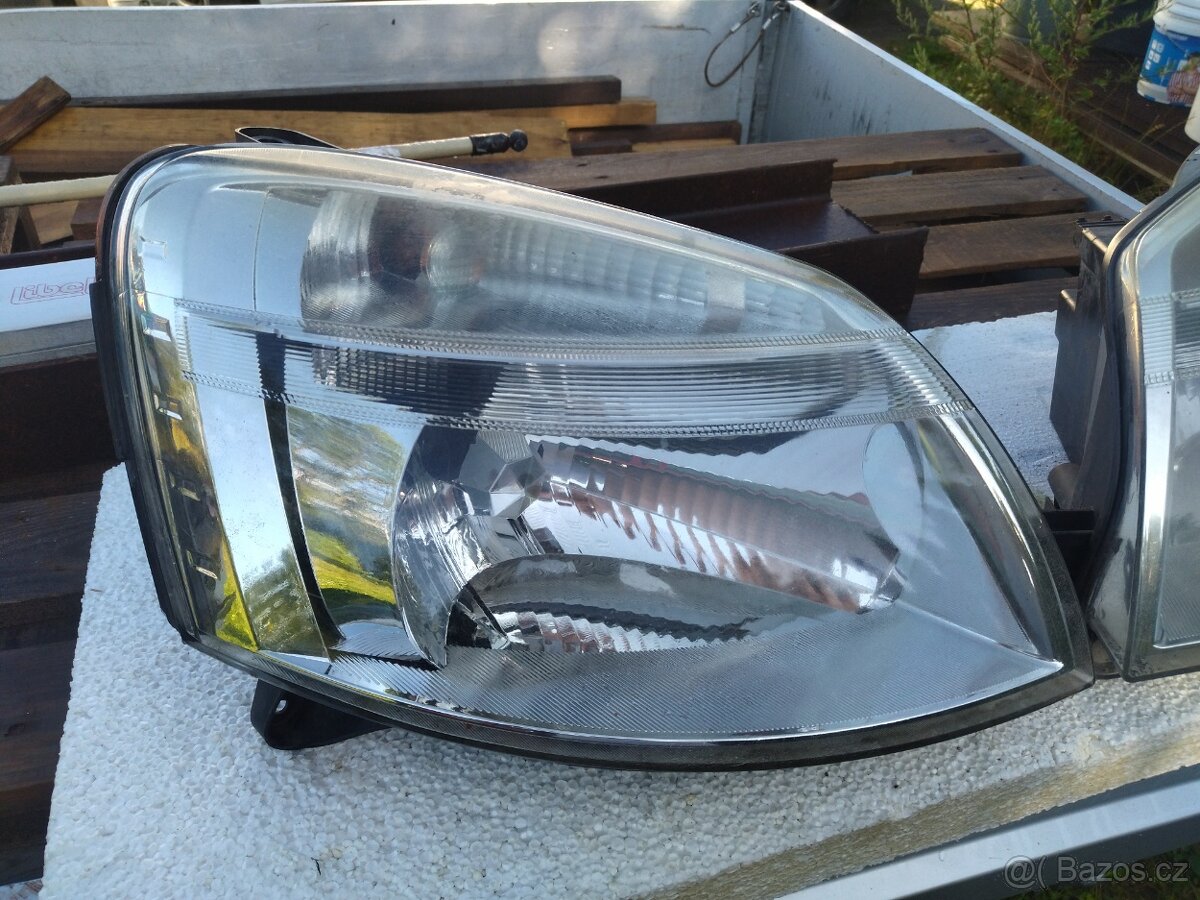 Přední světla Berlingo I facelift
