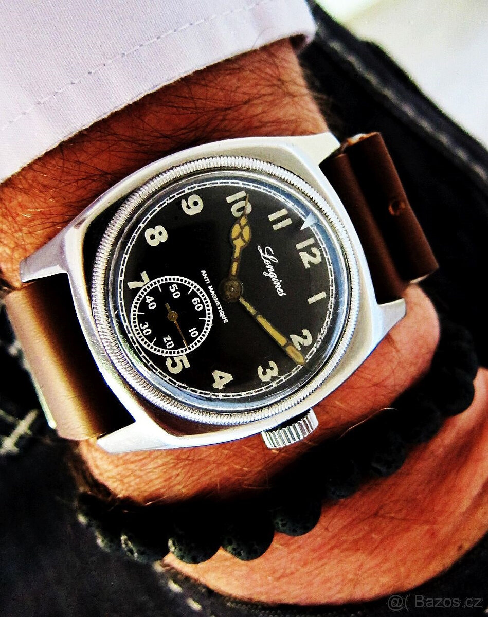První československé pilotní letecké hodinky LONGINES + box