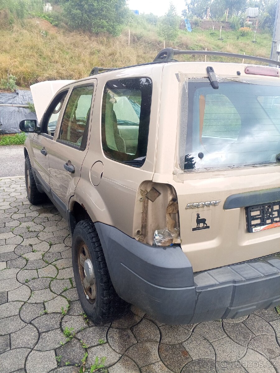 Ford Escape, Maverick