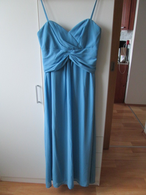 Šaty plesové dlouhé