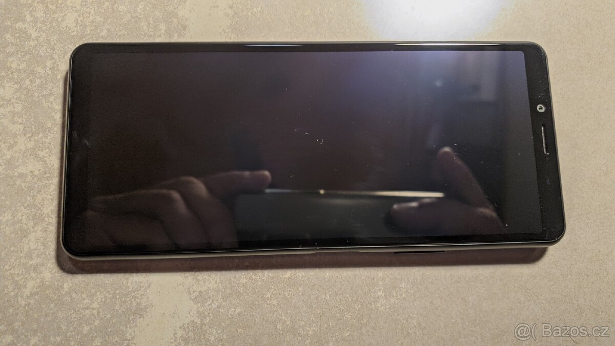 Sony Xperia 10 ii 4/128 GB jako nový.