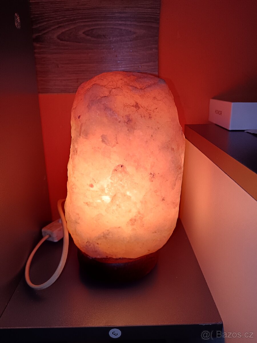 Větší solná lampička