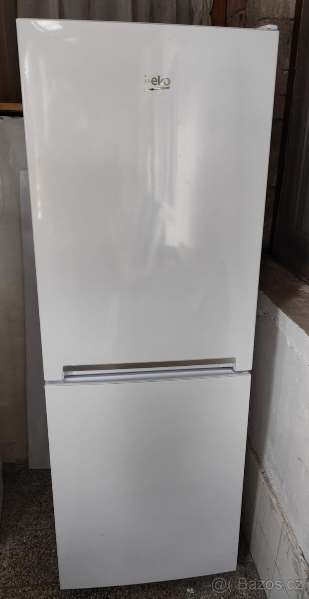 Lednička Beko