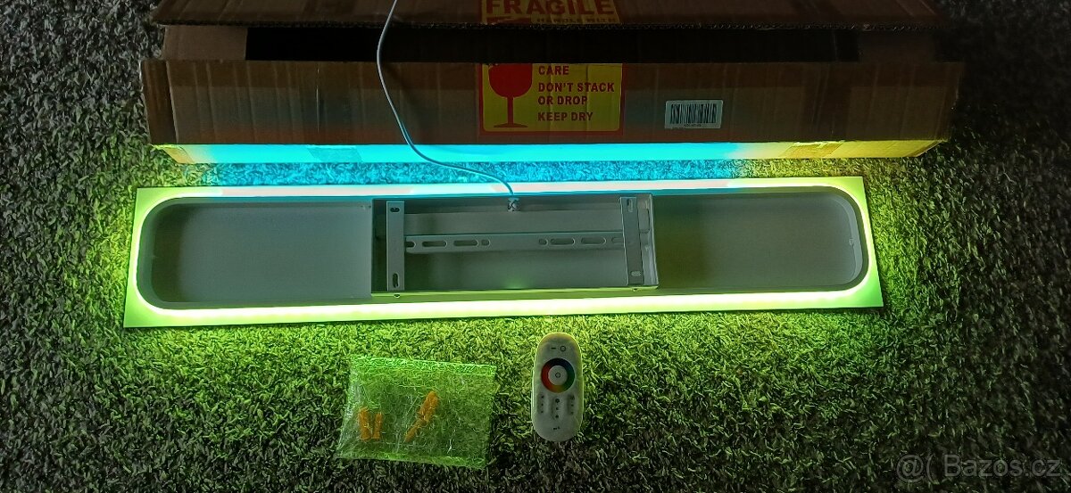 Led barevné světlo na zeď, dálkový ovladač