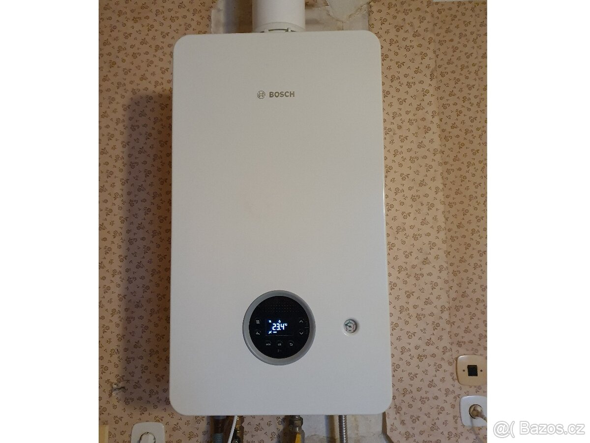 Kondenzační kotel BOSCH GC2300i W 24 P 23