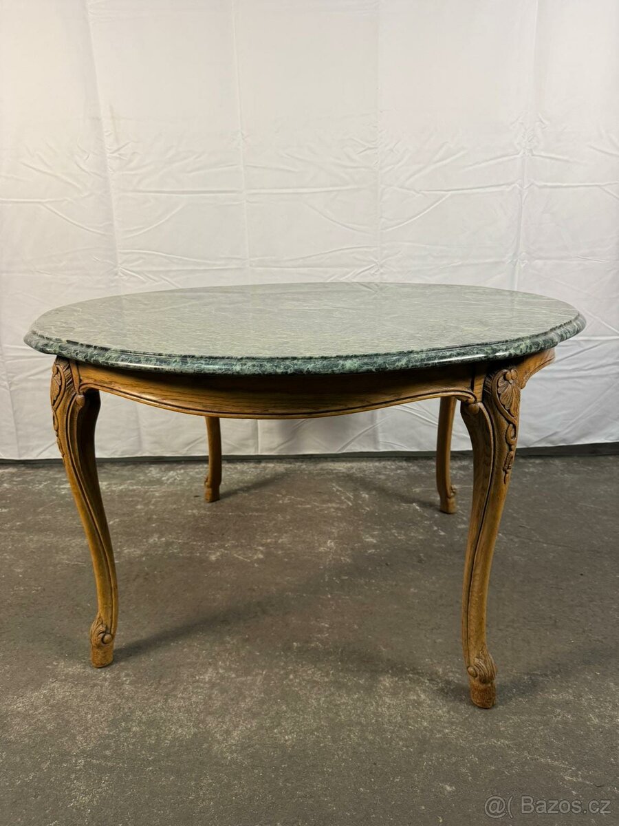 Mramorový konferenční stůl (135001)