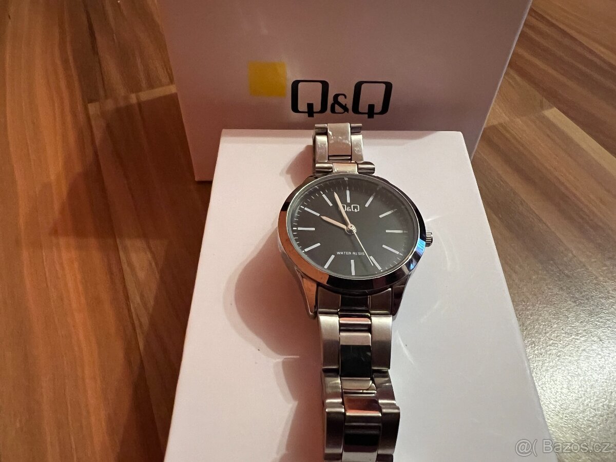 DÁMSKÉ HODINKY Q&Q C229-803Y