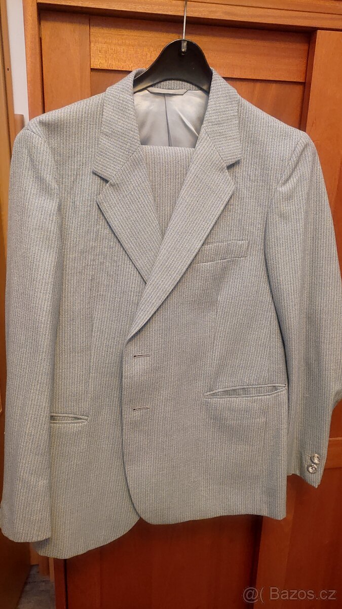 Pánský oblek Prostějov
