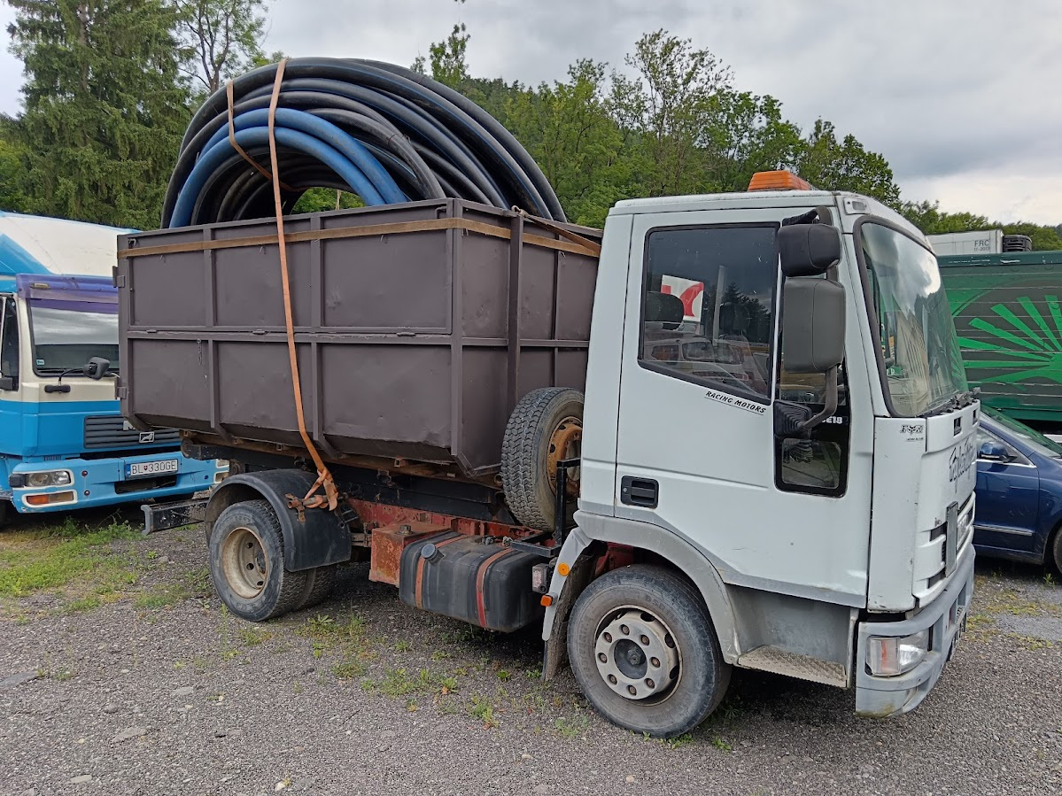 IVECO ML80 kontejner