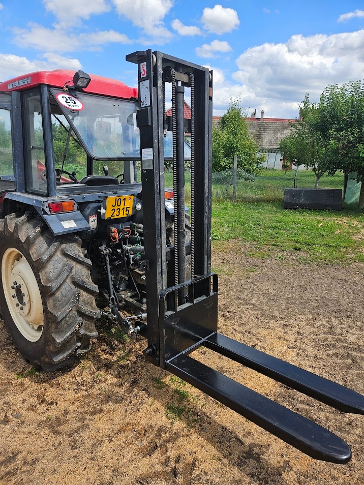 vysokozdvih za traktor