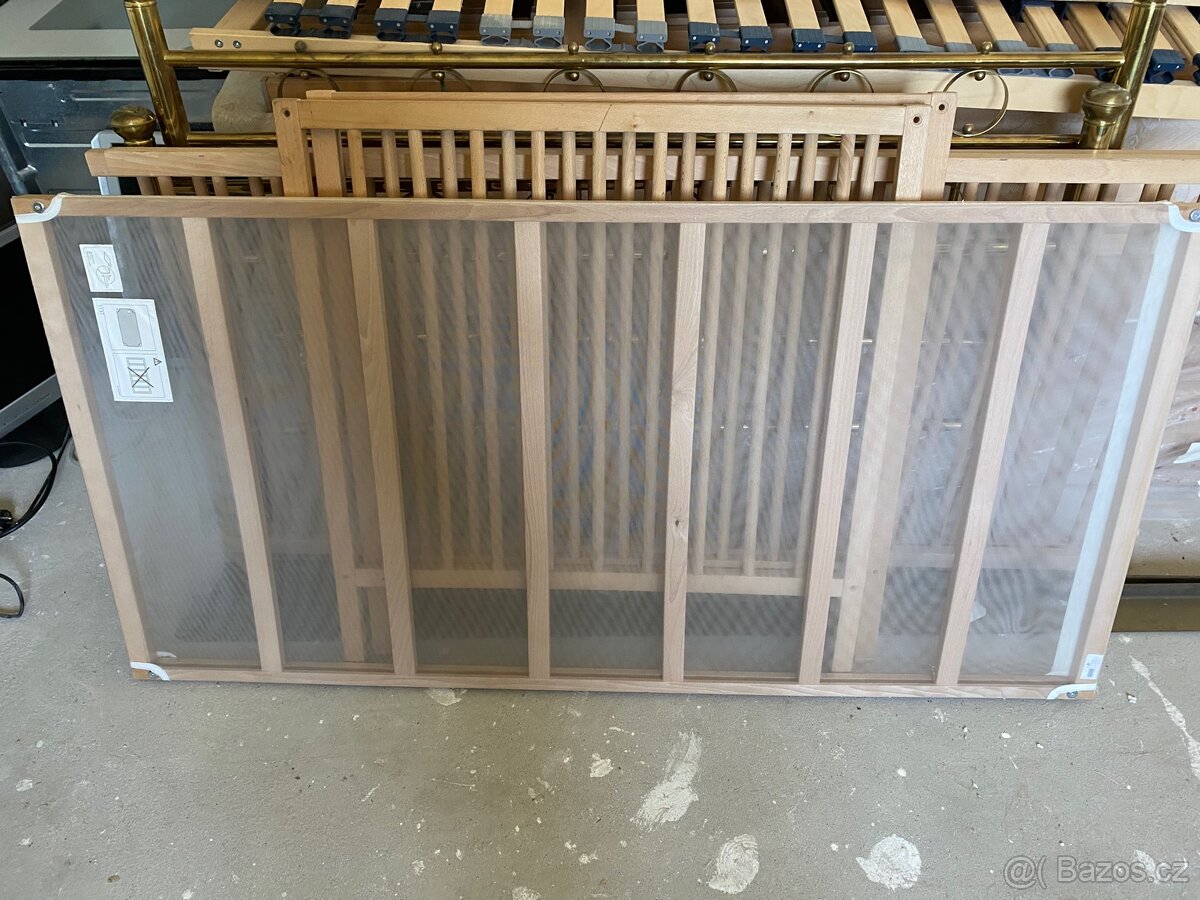 Postýlka Ikea