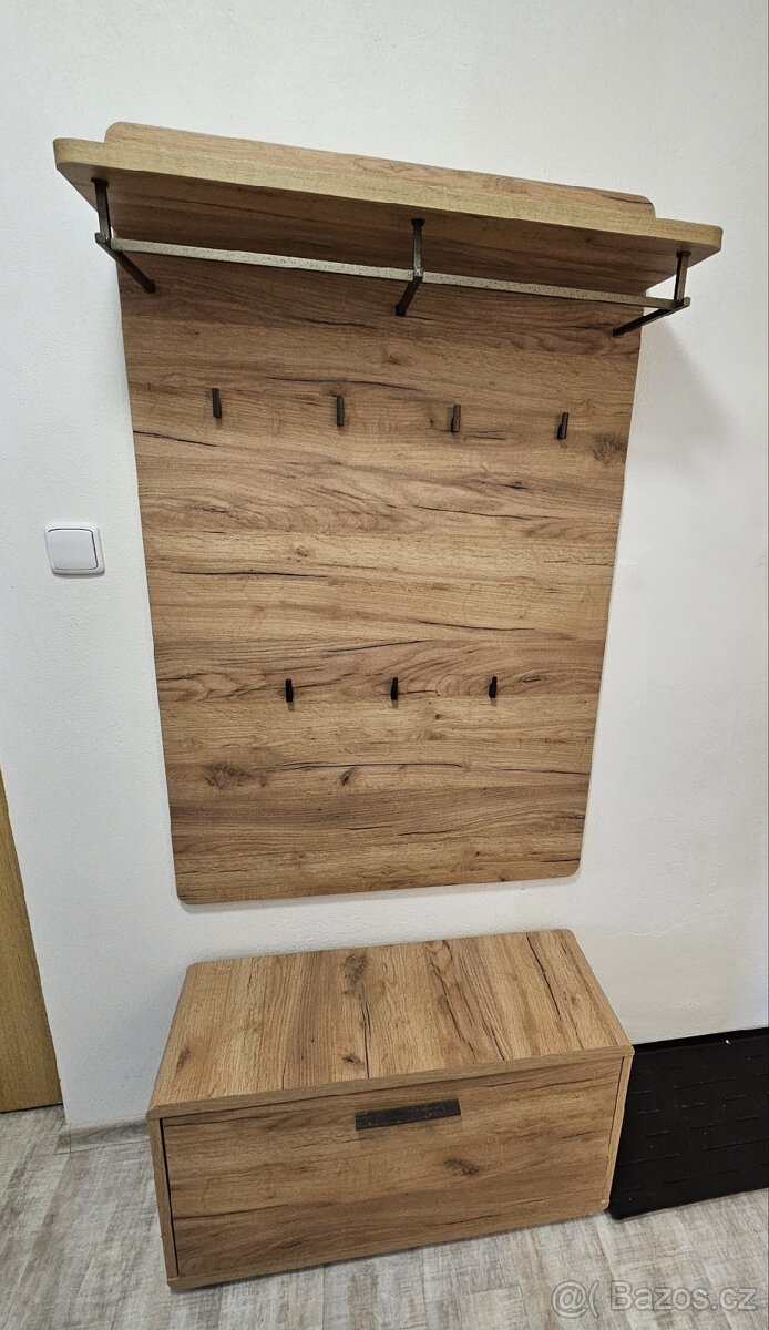 Šatní panel s lavicí FONTANA - barva dub