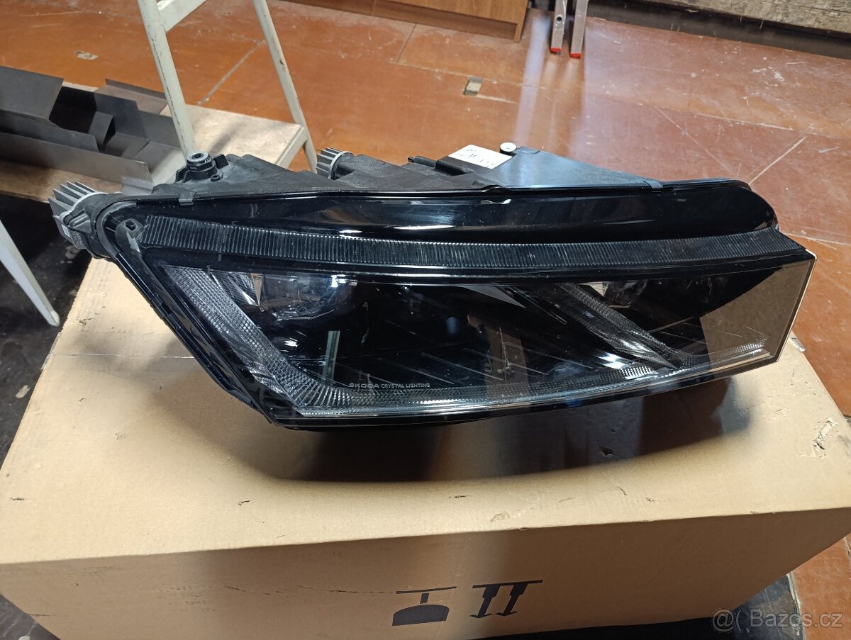 Octavia 4, Předni p. Led světlo
