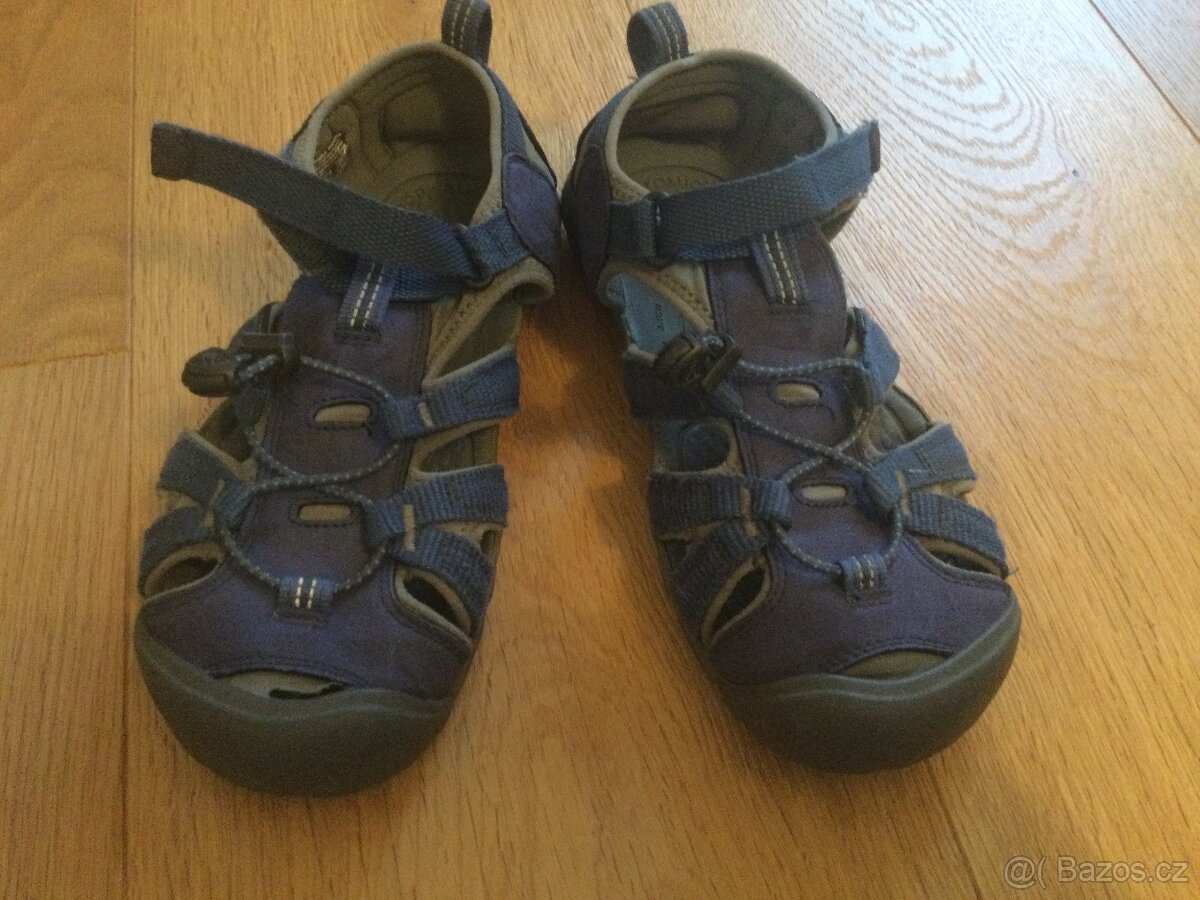 Keen cnx, velikost 36, 22,5 cm