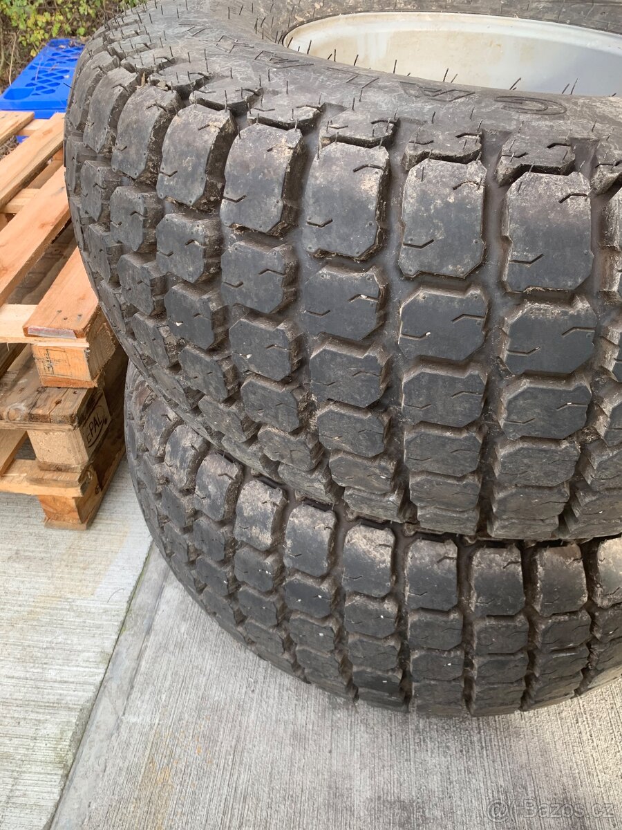 Kola na traktor včetně pneumatik