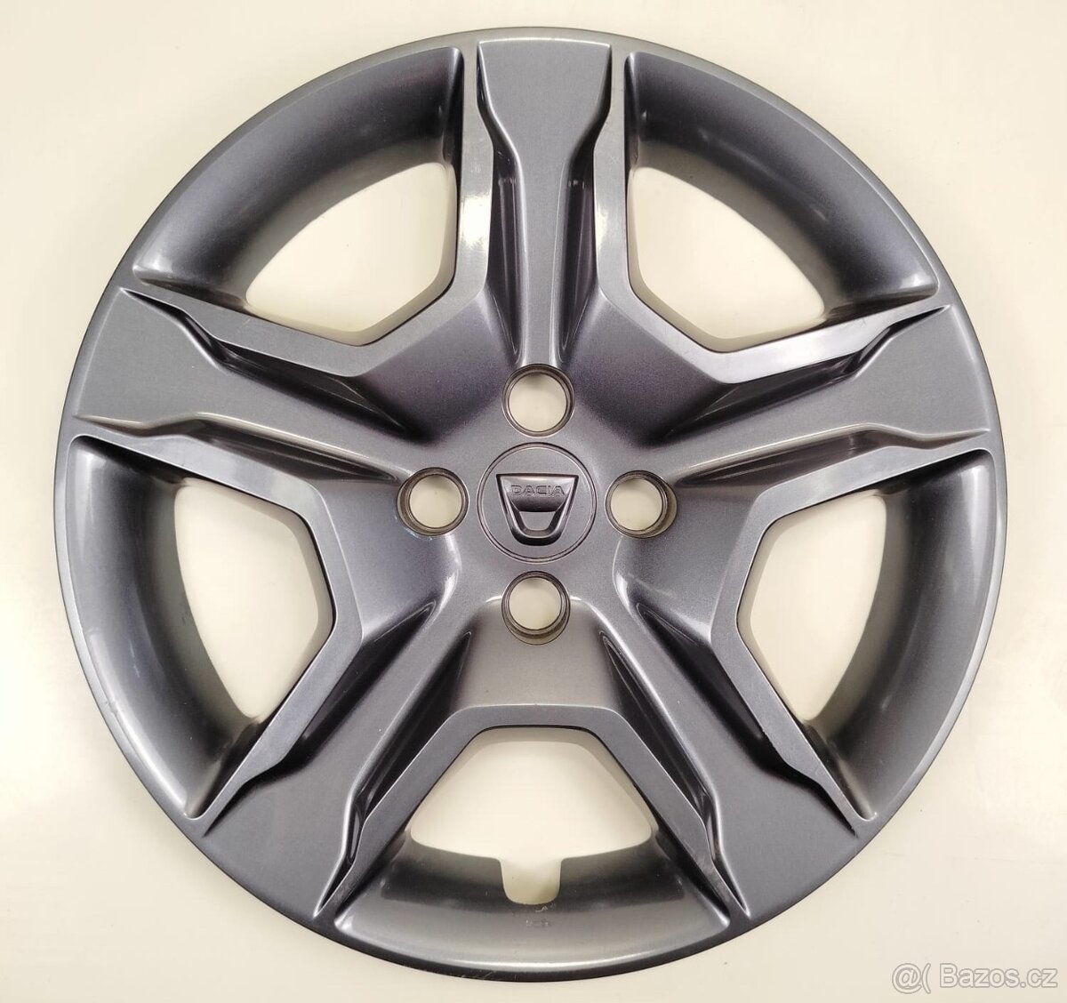 Poklice Dacia 16" 1 kus