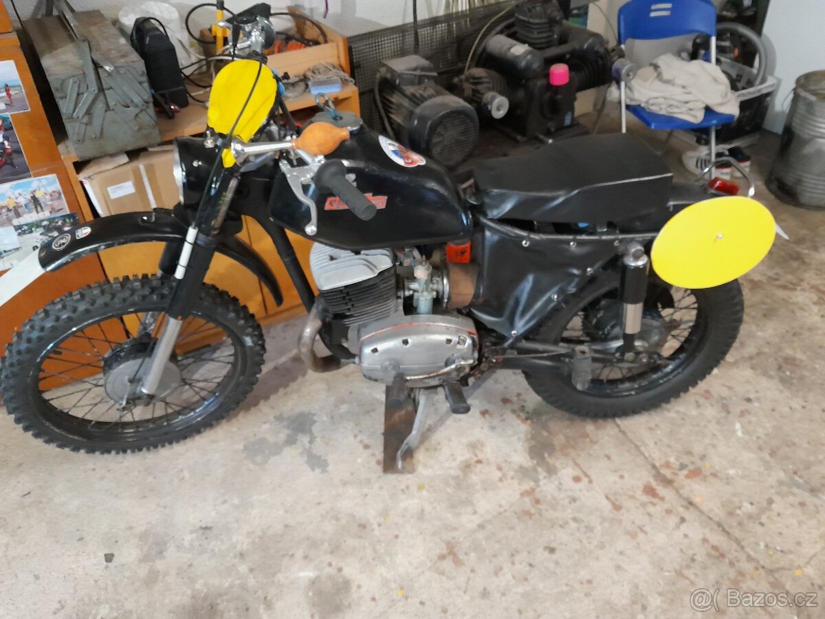 ČZ 175 typ 477.1 r.v.1969