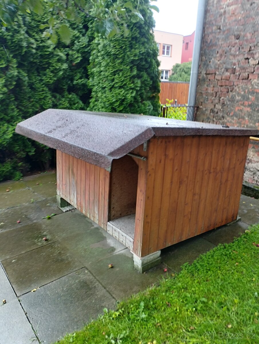 Psi zateplená bouda