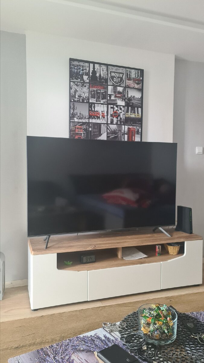 Samsung smart wifi tv 163cm