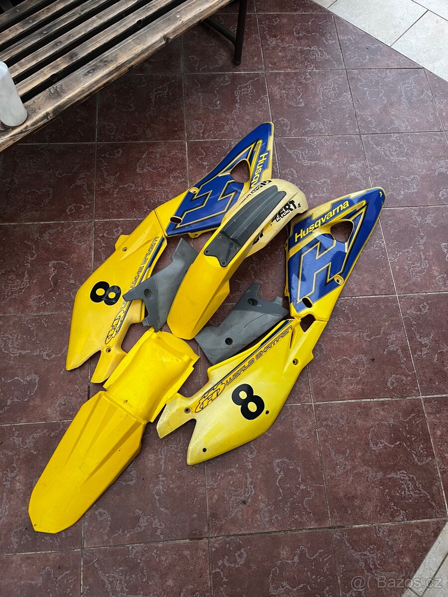 Husqvarna nahradni dily