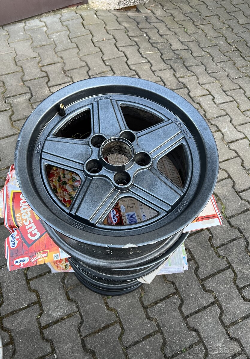 Mercedes Benz Penta Melber 15"