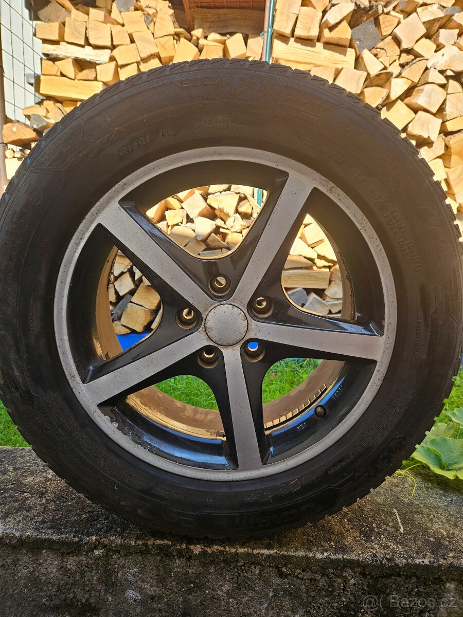 Zimní pneumatiky s disky 225/60/17 4ks