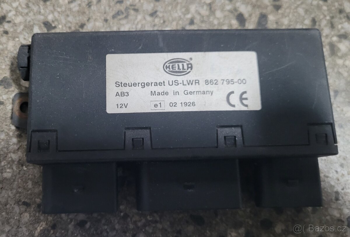 VW Multivan T5 řídící jednotka naklápění světel xenonu Hella