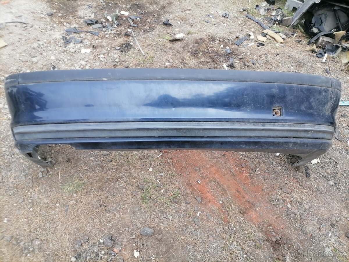 zadní nárazník na bmw e46