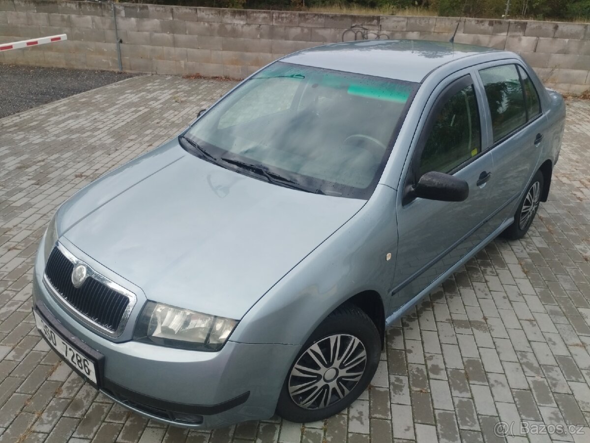 Škoda Fabia sedan 1.2 HTP 47 kW rok 2003 plně pojizdna