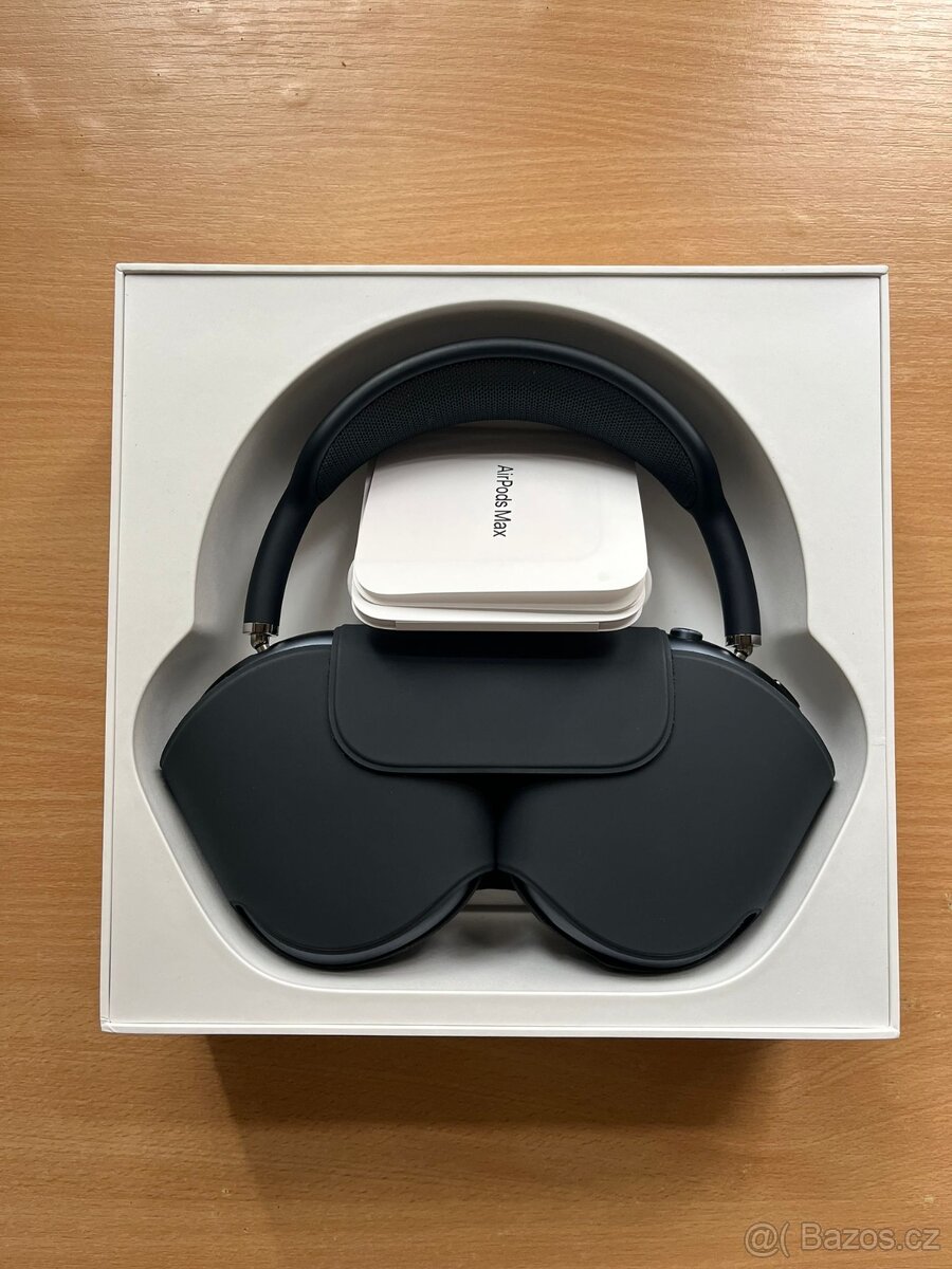 Sluchátka Apple AirPods Max - temně inkoust., záruka 05/27