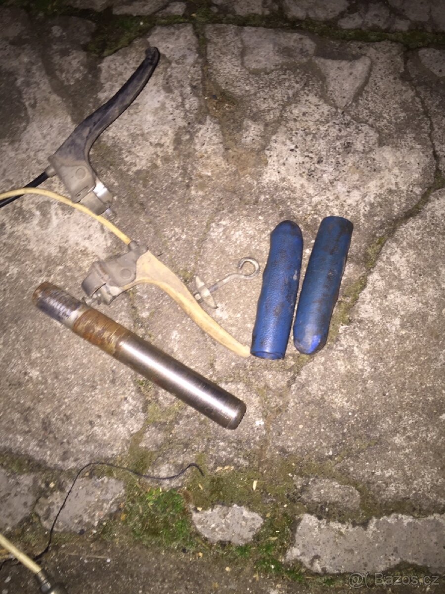 Dily na historické kola