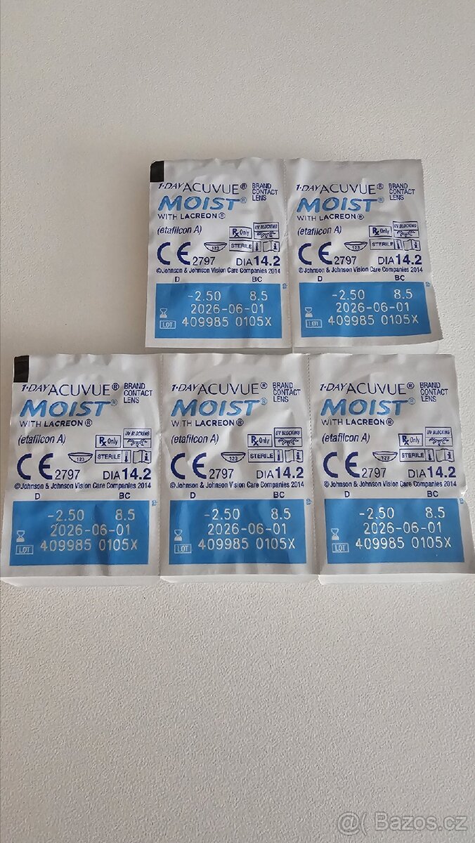 Kontaktní čočky 1-DAY ACUVUE MOIST - 2.50