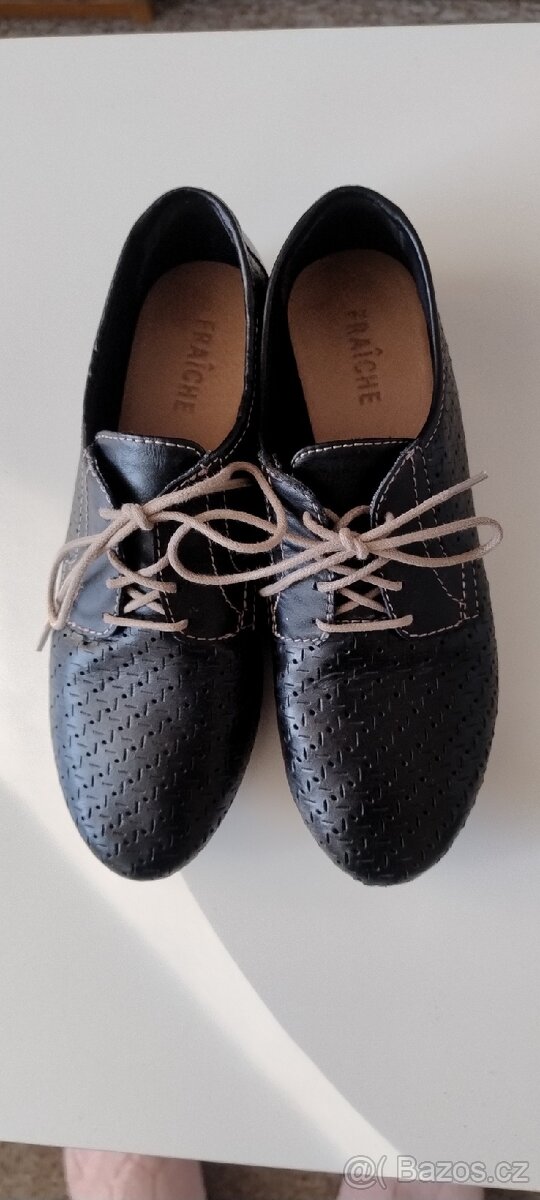 Unisex boty vel 39 celokožené