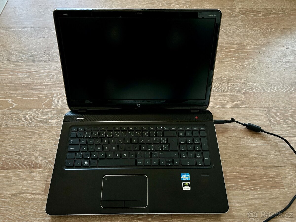 HP Pavilion dv7 7020 Midnight Black