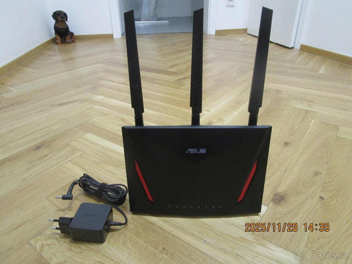 Asus RT-AC86U router s vynikající firmwarem Asus Merlin