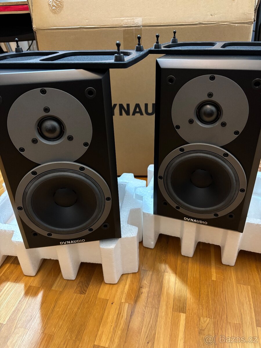 Dynaudio Emit 10 piano black