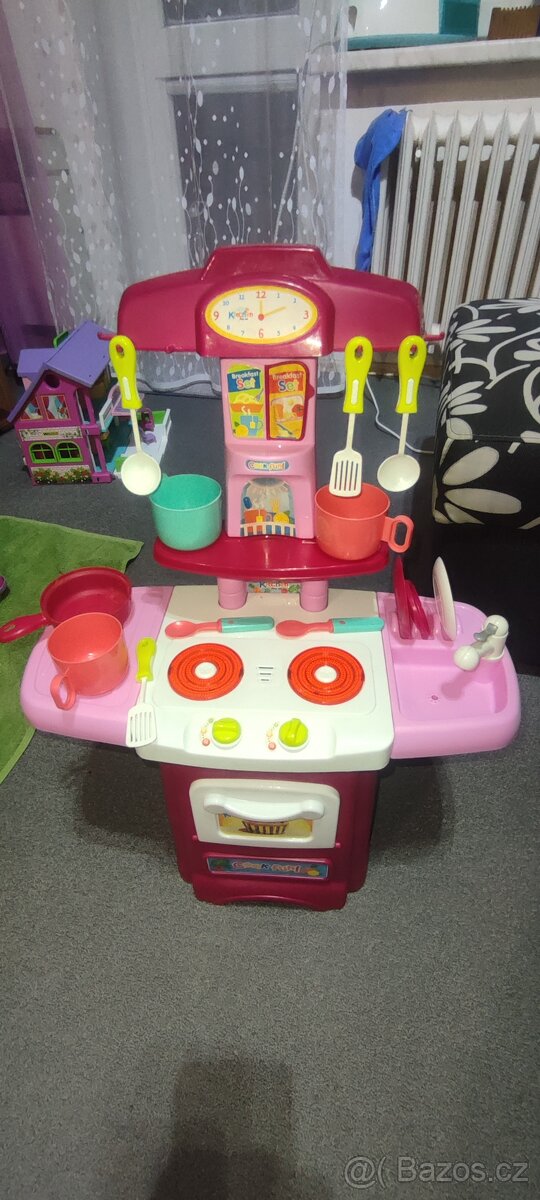 Kuchyňka s vybavením