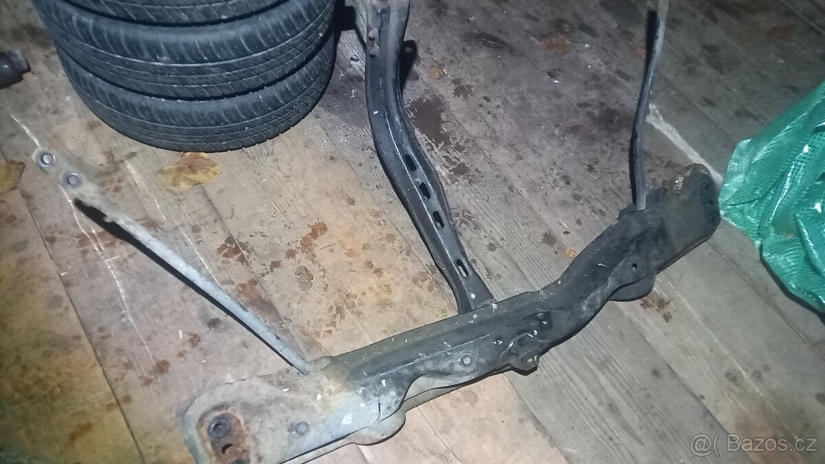 Honda Accord CB3 přednápravnice