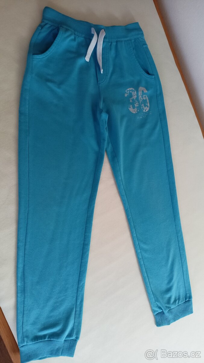 Chlapecké tepláky vel. 158/164