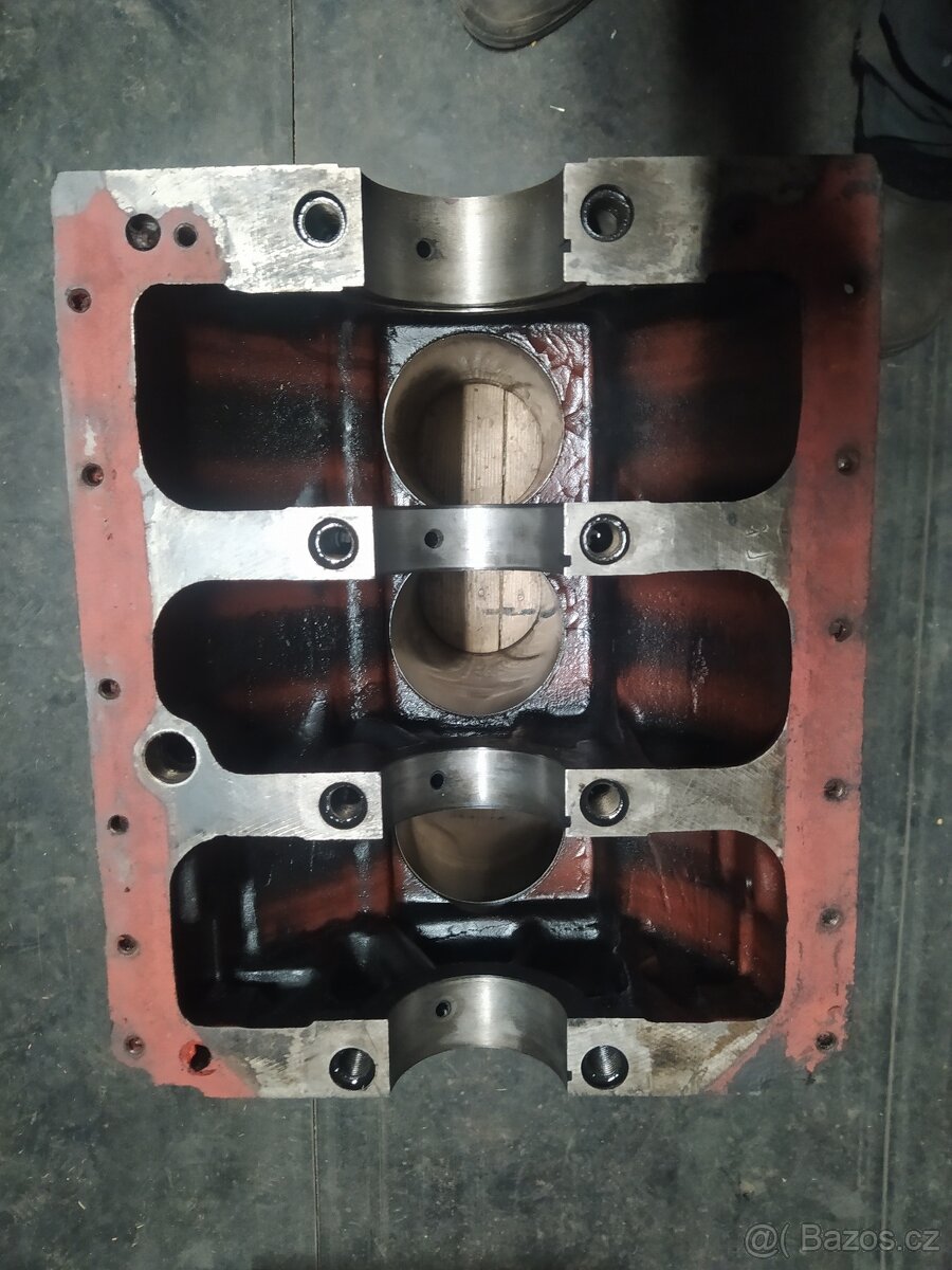 Díly motoru Perkins D 2500