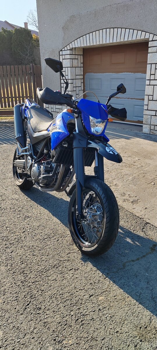Yamaha XT660X